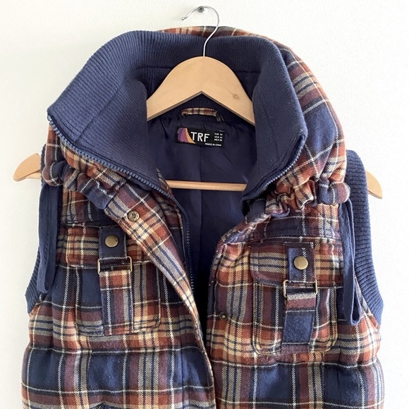 Vintage ZARA TRF Puffer Vest. Quilted flannel. - Picture 1 of 4